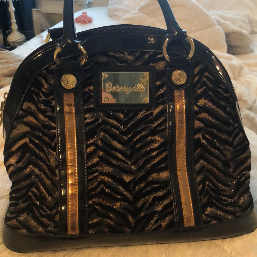 Betseyville purse